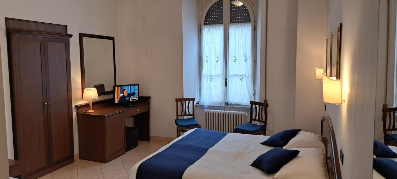 Hotel Bonazzi Перуджа Екстериор снимка